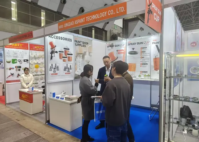 Qingdao Espant Technology Co., Ltd. świeci na Międzynarodowym Prezencie Auto Partom 2025 Tokyo (IAAE) z kubkiem z pistoletem w sprayu.
